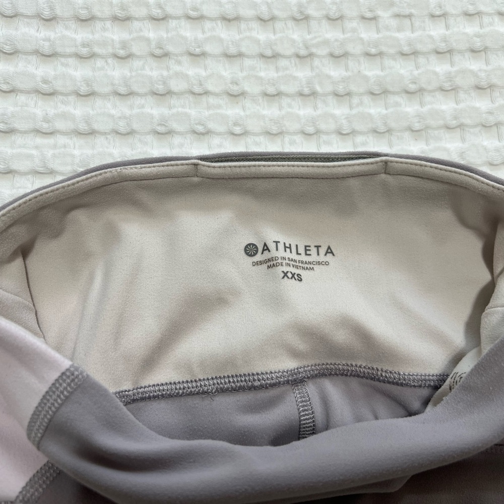 Athleta Elation Asymmetrical 7/8 Tight in Powervita Colorblock Lilac Stone - Picture 6 of 16
